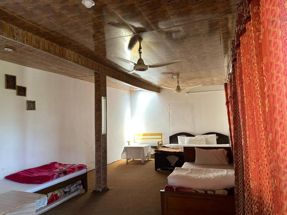 Tourist Cottage Hunza Karimabad  Экстерьер фото
